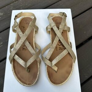 Women's Gold Strappy Sandals